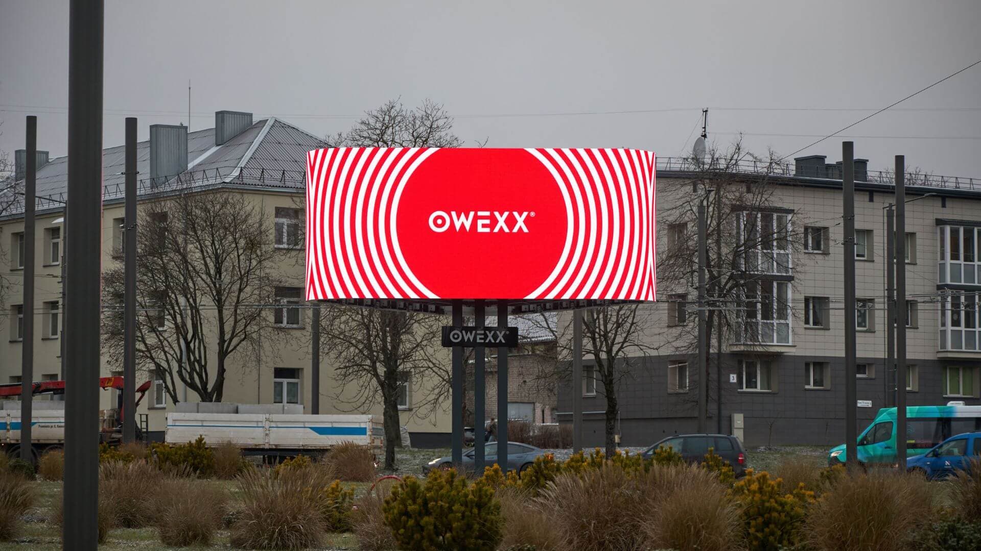 OWEXX udendørsskærmsnetværk i Kaunas: opmærksomhedsfangende, dynamisk reklame