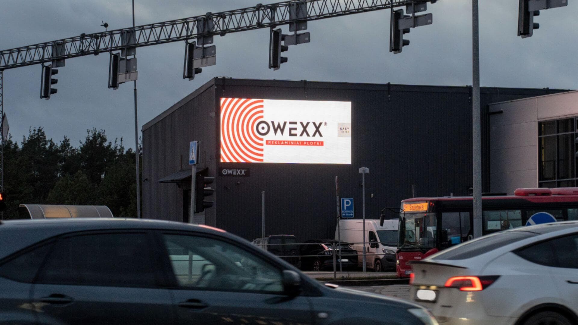 OWEXX tilbyder det største udvalg af reklamepladser i Litauen: reklaminiaiplotai.lt