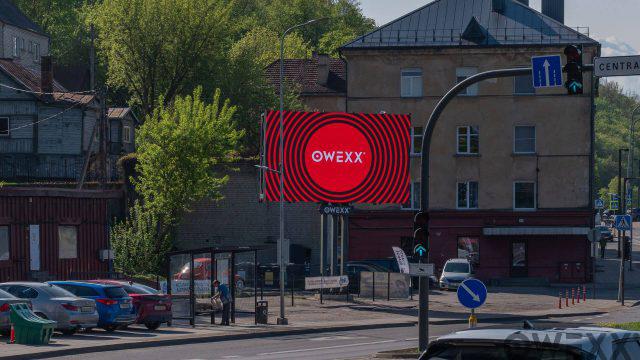OWEXX lauko ekranų tinklas Kaune – dėmesį atkreipianti medija