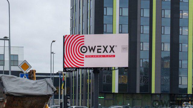 Naujas OWEXX lauko ekranų tinklo ekranas Vilniuje „Pilaitės prospektas“