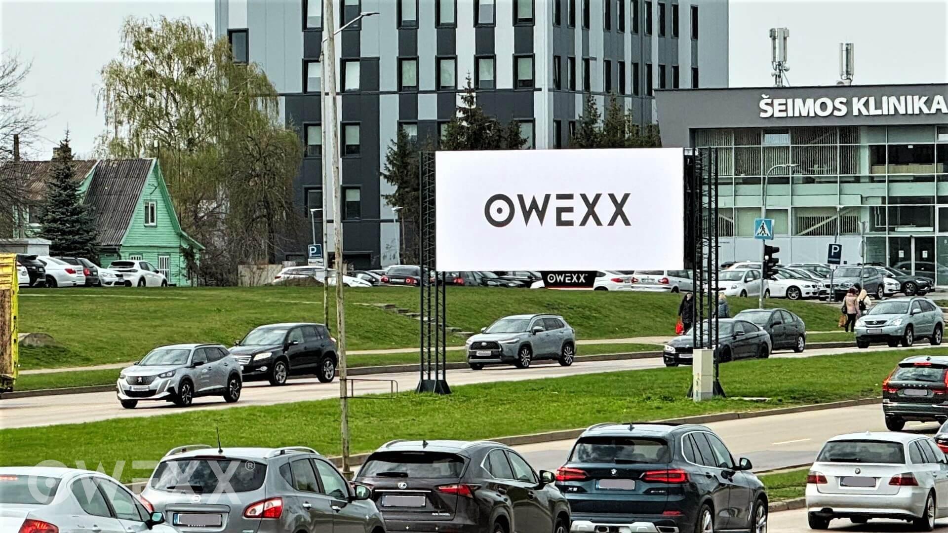 OWEXX ekranas Kaune „Mega“.